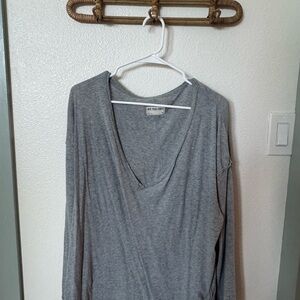 We The Free Heather Gray V-Neck Long Sleeve Top